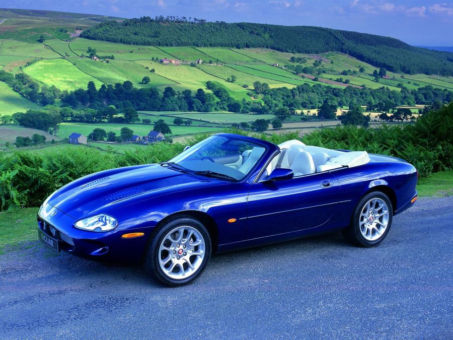  Jaguar XKR Convertible 1998 года  (фото 8 из 17)